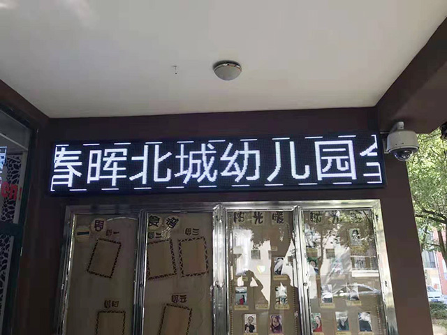 ���������׃��@