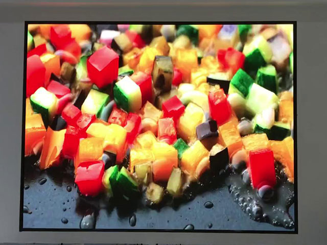 �Ͼ���܇(ch��)4S���@ʾ�����b