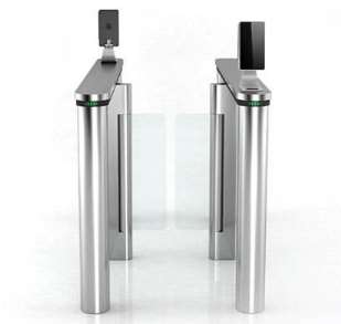 ��Ę�R�eϵ�y(t��ng)�������Ĳ�ͬӰ�